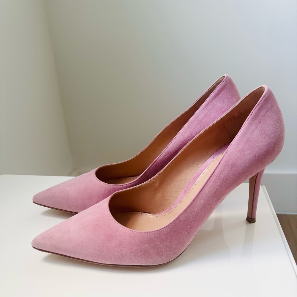 Gianvito Rossi Pink Suede Heels 41 - Picture 2 of 4